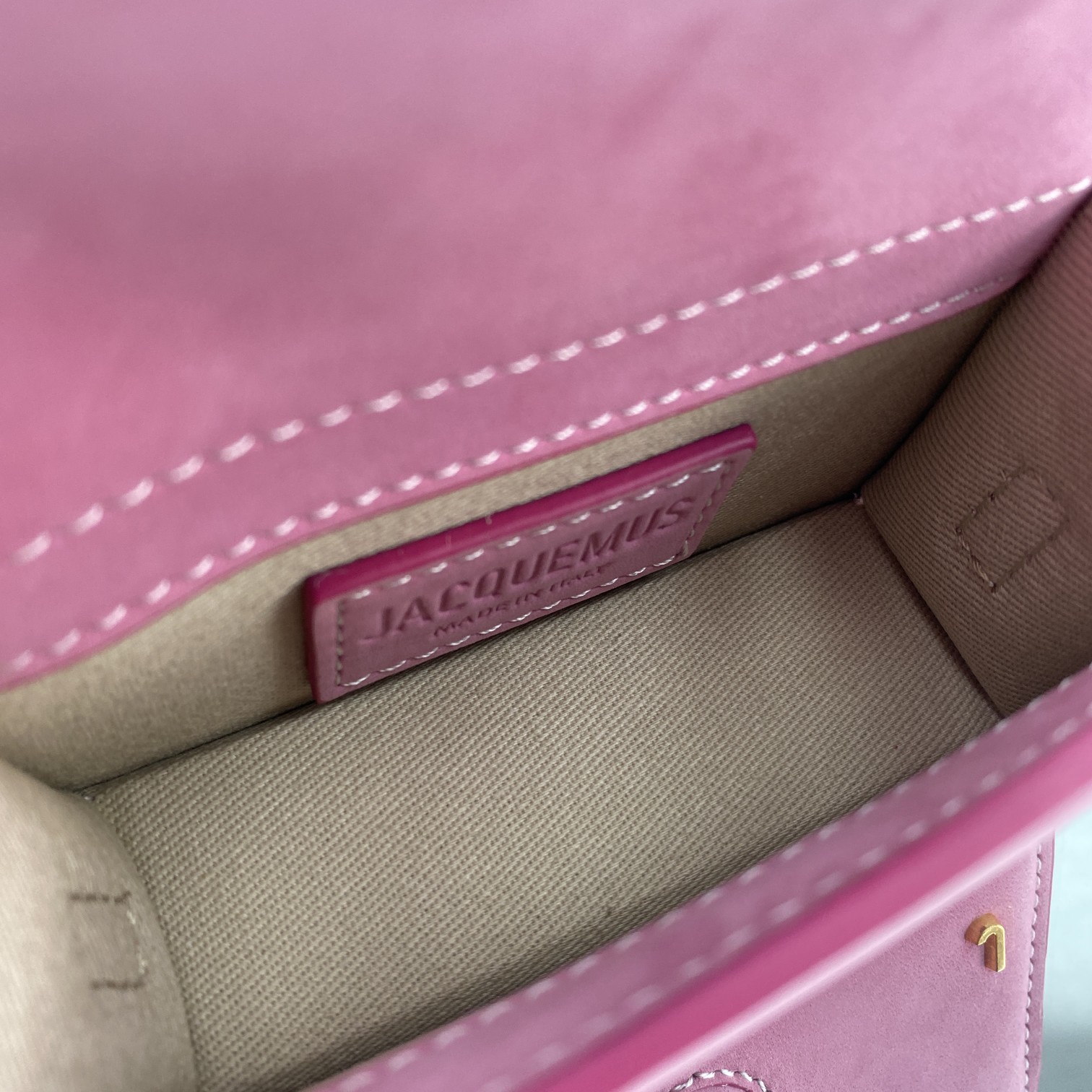 Jacquemus_BamninoMini_Ba